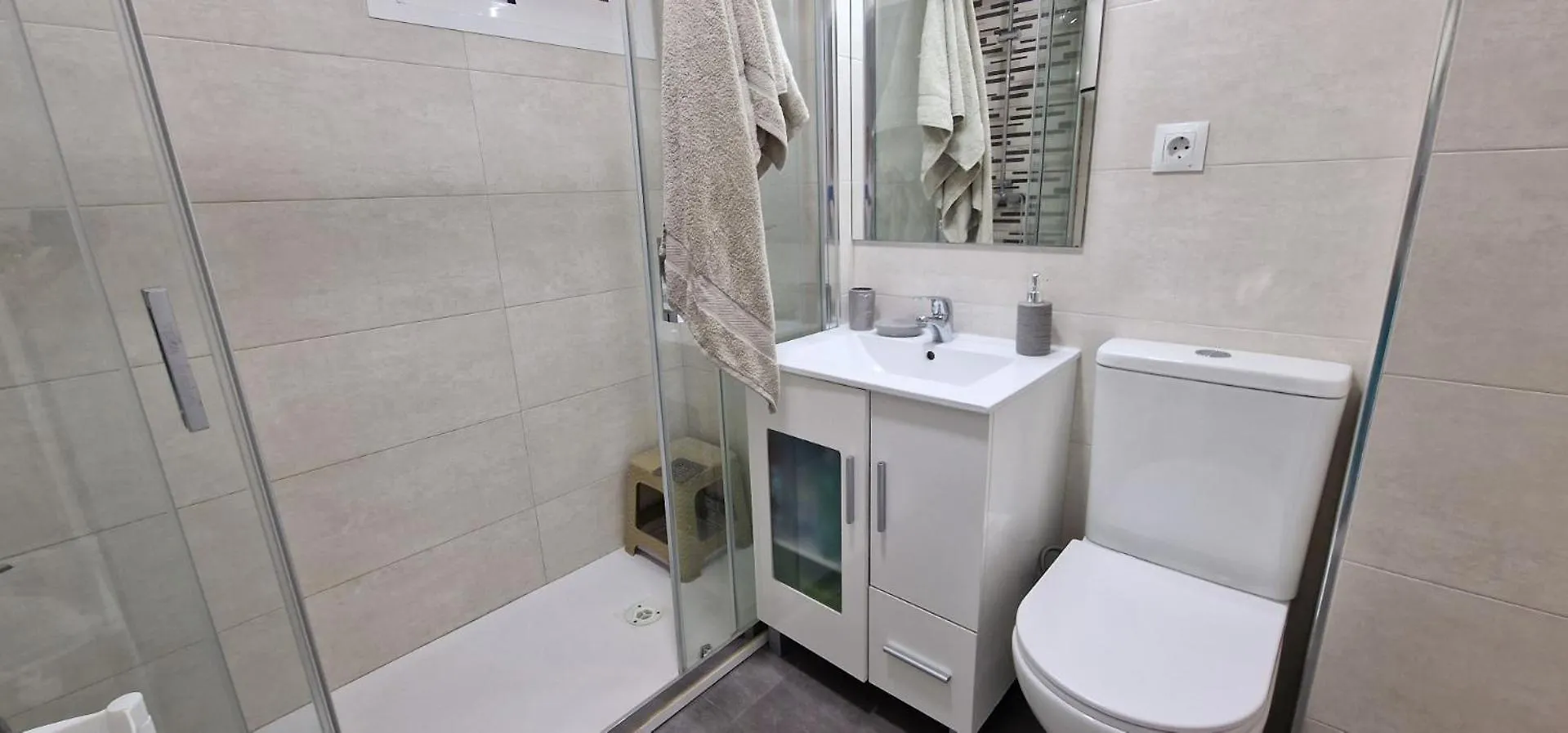 Nice Iris Apartment 베날마데나코스타
